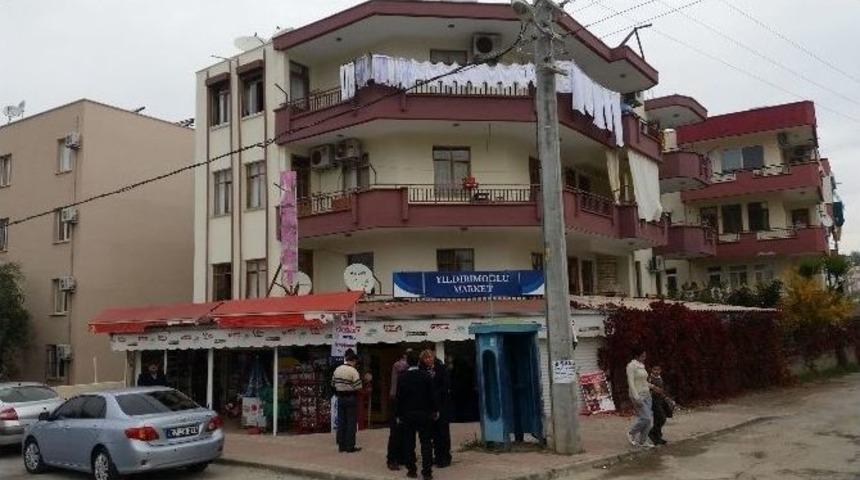 Manavgat&rsquo;ta Kasklı Hırsızlar Market Soydu