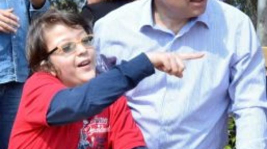 3 Aralık D&uuml;nya Engelliler G&uuml;n&uuml;