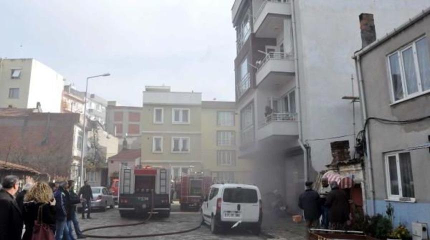 &Ccedil;anakkale'deki yangında can pazarı
