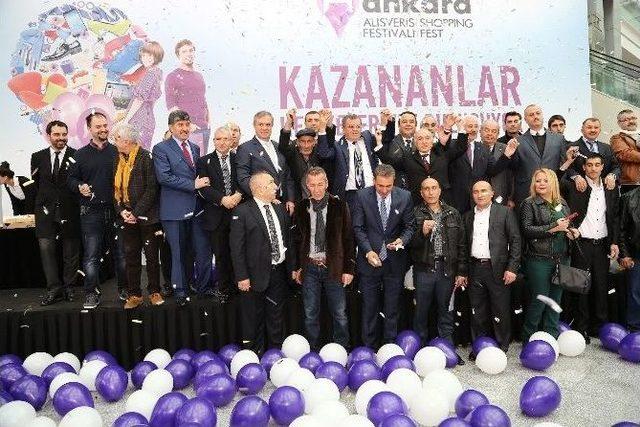 Ankara Alışveriş Festivali’nin 13 Lüks Aracı Törenle Sahiplerine Verildi