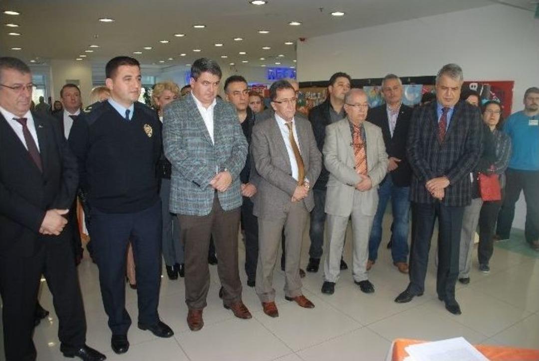 Engelliler G&uuml;n&uuml; &Ccedil;eşitli Etkinliklerle Kutlandı.