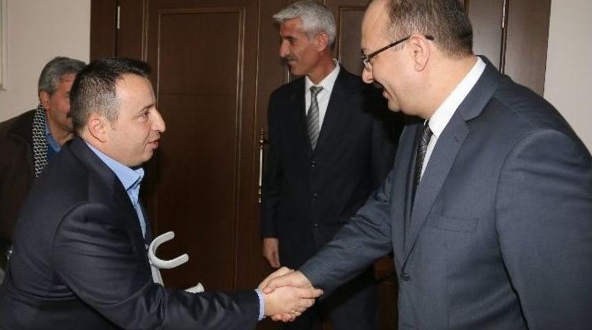 Vali Canbolat Engellileri Makamında Kabul Etti
