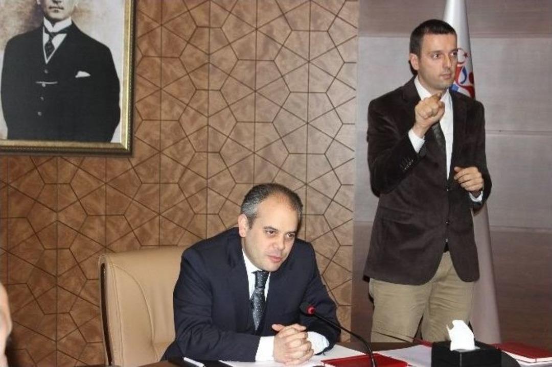 Bakan Kılı&ccedil;, &lsquo;d&uuml;nya Engelliler G&uuml;n&uuml;&rsquo; Nedeniyle Engelli Sporcuları Kabul Etti