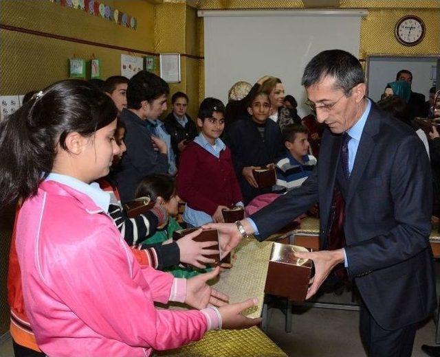 Ak Parti İl Başkanı Fatih Yeşilyurt, Dede Korkut İşitme Engelliler Okulunu Ziyaret Etti 2