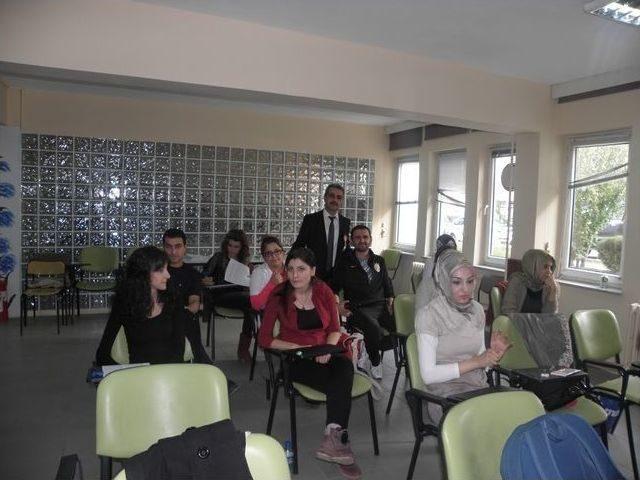 Sağlık Kuruluşlarında Görev Yapan Aday Memurlara Eğitim 1