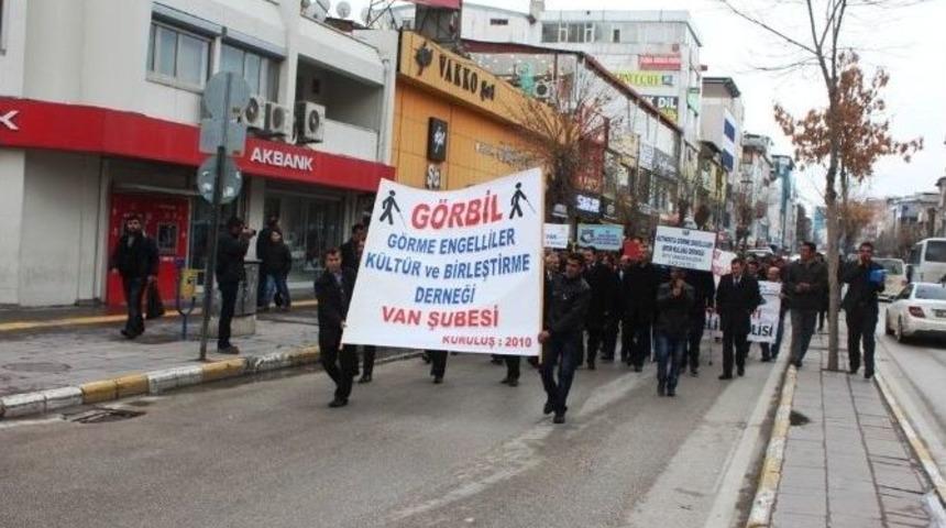 Van&rsquo;da Engelliler G&uuml;n&uuml;