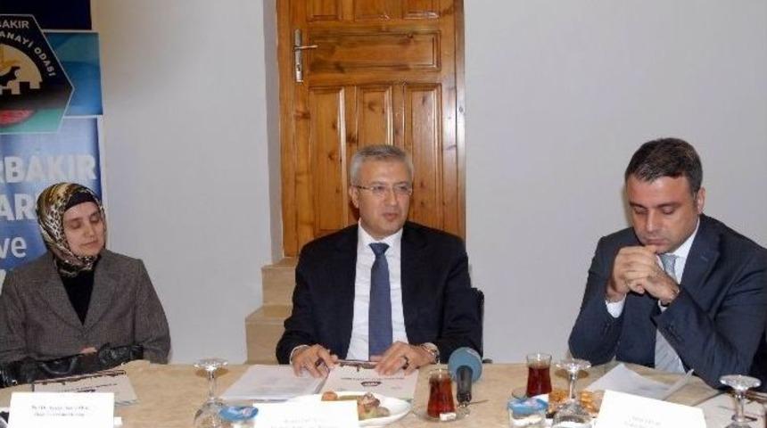 Girişimci Y&uuml;k&uuml;ml&uuml;lere Sertifikaları Verildi