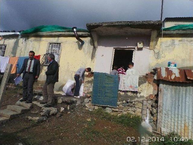 Kulp Kaymakamlığı Kobanili Ailelere Gıda Yardımında Bulundu 1