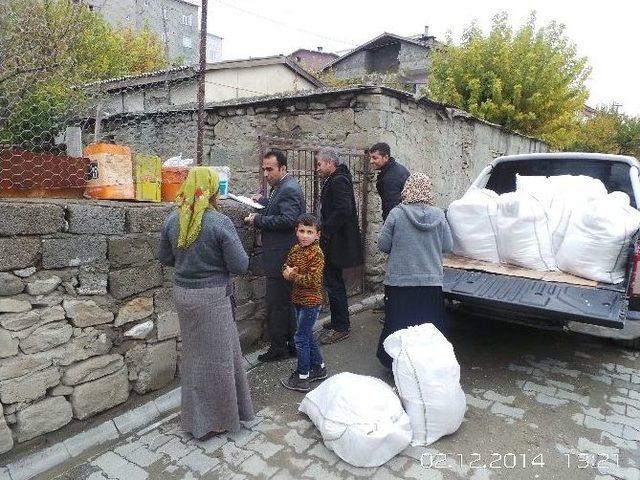 Kulp Kaymakamlığı Kobanili Ailelere Gıda Yardımında Bulundu 2