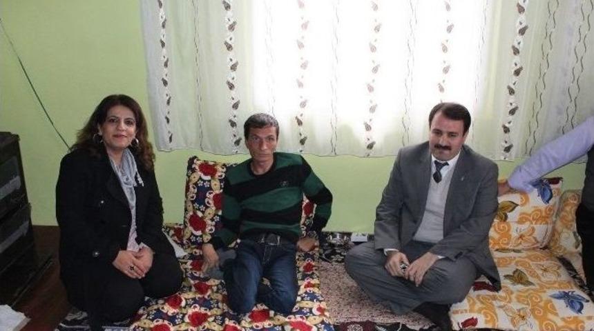 Ak Parti Sason İl&ccedil;e Teşkilatı Engellileri Ziyaret Etti