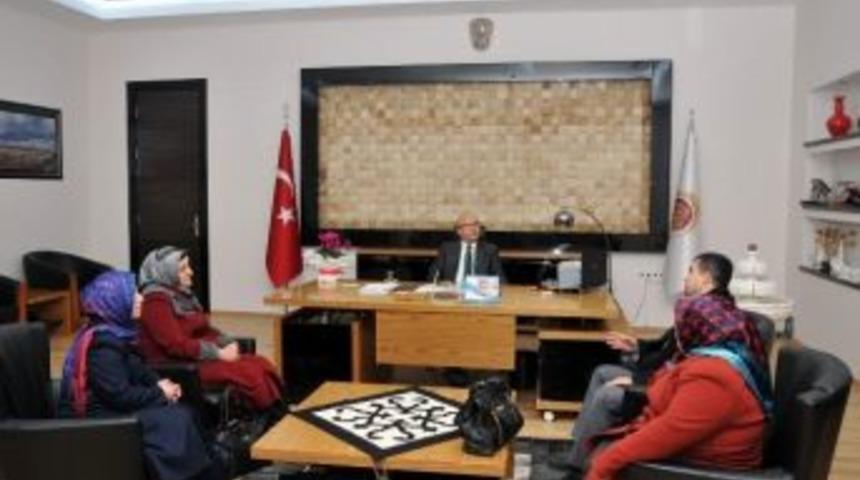 O&ccedil;em&rsquo;den Başkan &Ccedil;oban&rsquo;a Ziyaret