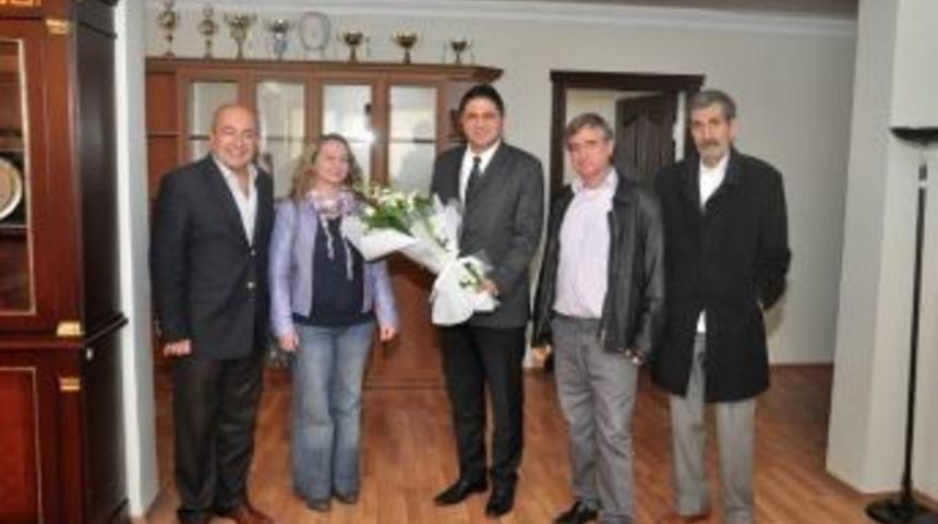 &Ouml;zt&uuml;rk: "aliağa&rsquo;da Engelli &Ccedil;alıştayı D&uuml;zenlemeyi D&uuml;ş&uuml;n&uuml;yoruz"