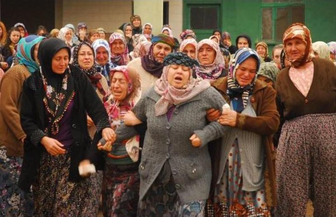 Liseli gen&ccedil; bı&ccedil;aklanarak &ouml;ld&uuml;r&uuml;ld&uuml; (2)