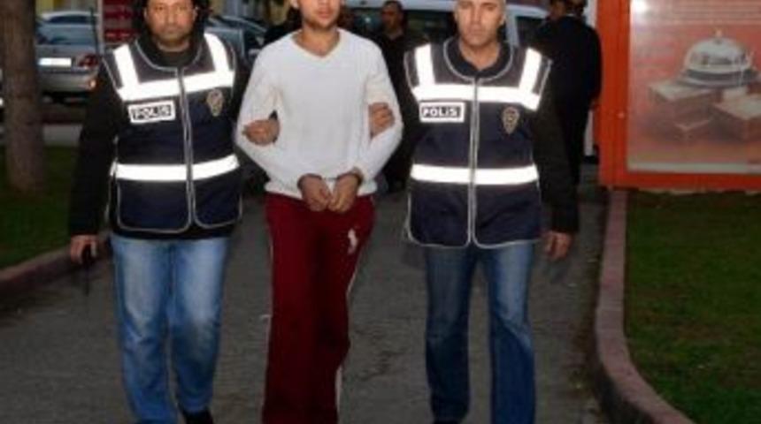 Parasını gasp ettiği kişiye yol parası verdi