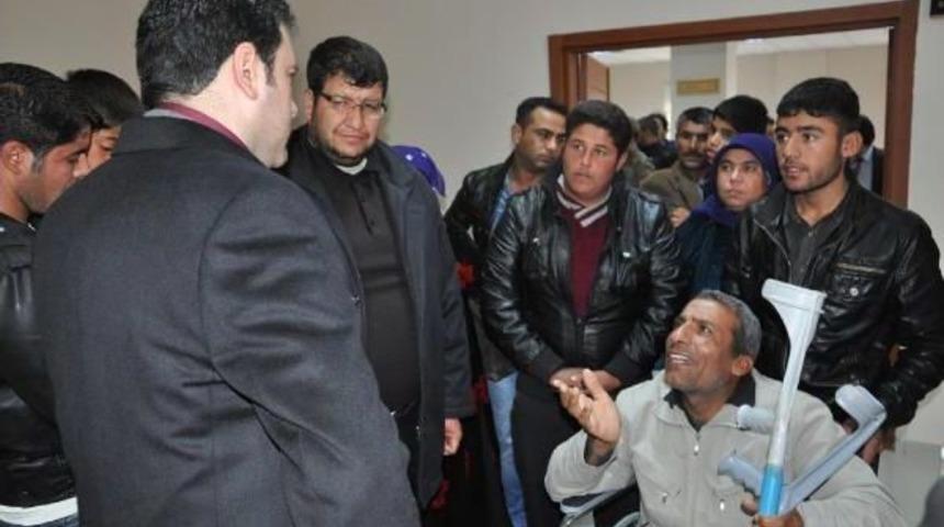 Ak&ccedil;akale'de 16 engelliye tekerlekli sandalye