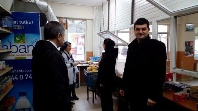 Ak&ccedil;akoca&rsquo;da Okul Kantinleri Denetleniyor 1