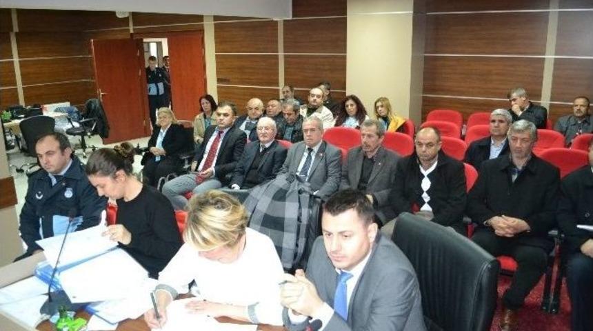 Kapaklı Belediye Meclisi&rsquo;nde G&uuml;ndem Tartışması