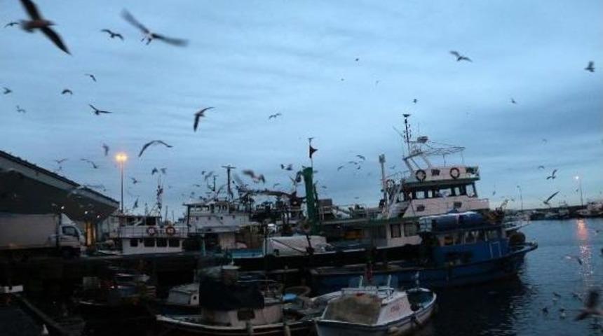 Emin&ouml;n&uuml;'nde başkadır balığın tadı...