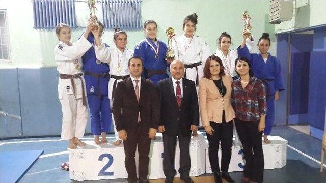 Okul Sporları Judo Turnuvası