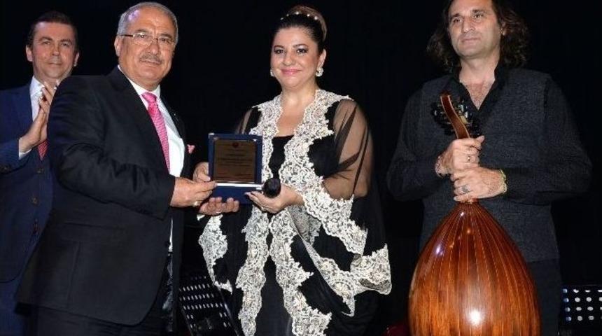 Mersinliler T&uuml;rk Sanat M&uuml;ziğine Doydu