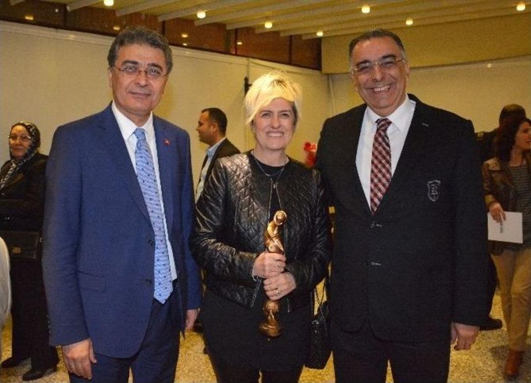 &ldquo;bir Adana Delikanlısı&rdquo; Unvanı Merhum Asım Savaş&rsquo;a Verildi