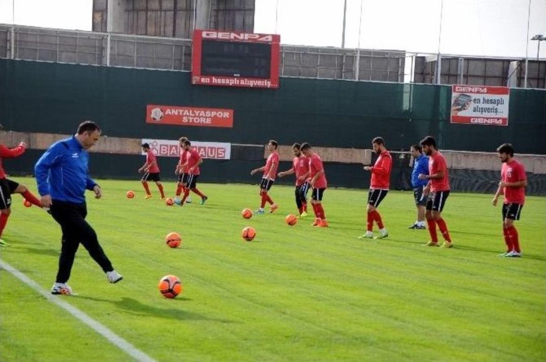 Antalyaspor, Albimo Alanyaspor Ma&ccedil;ı Hazırlıklarını S&uuml;rd&uuml;rd&uuml;