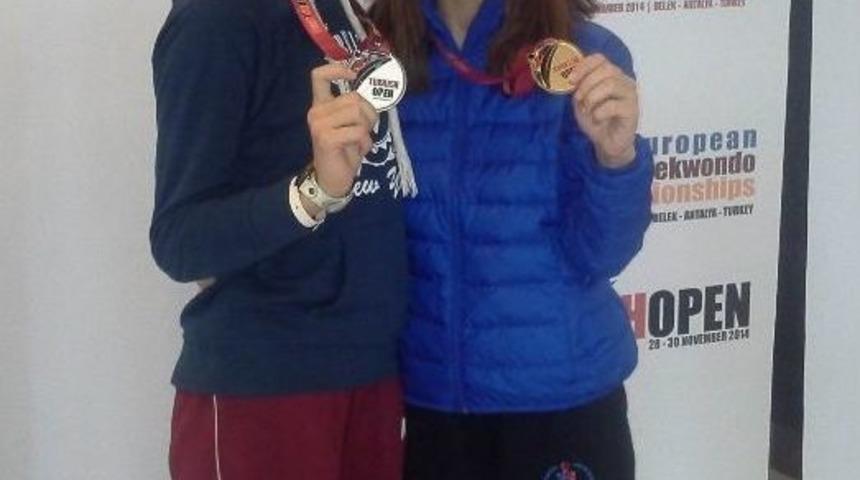 Sel&ccedil;uk&rsquo;un Milli Sporcularından Altın Ve G&uuml;m&uuml;ş Madalya