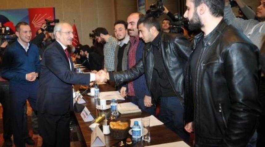 Kılı&ccedil;daroğlu, 'geleceği birlikte kuruyoruz gen&ccedil;lik buluşması'na katıldı