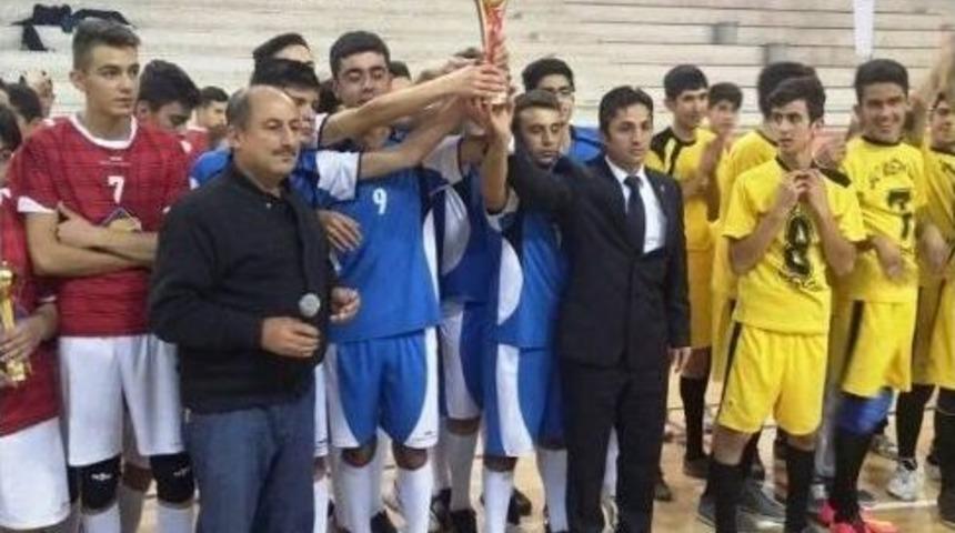 Voleybolda Kupalar Sahiplerini Buldu