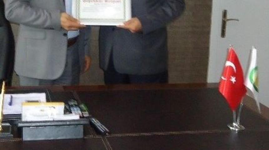 Kayısı Araştırmadan Kan Kampanyasına Destek