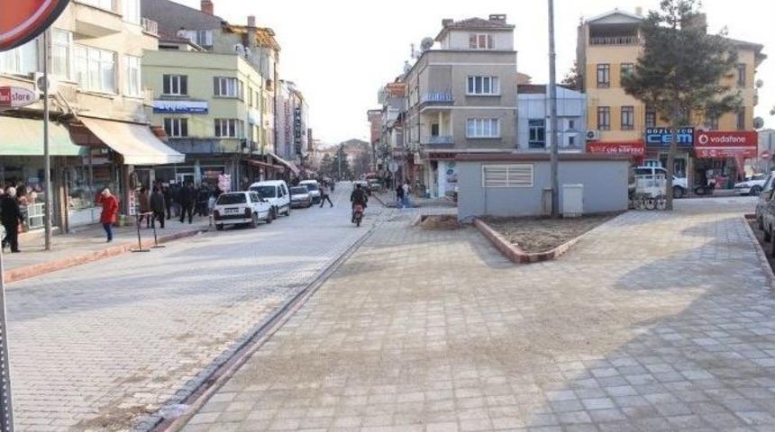 Tavşanlı K&uuml;&ccedil;&uuml;k Meydan&rsquo;da Park Yasağı