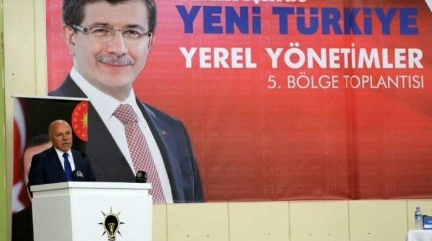 Erzurum B&uuml;y&uuml;kşehir Belediye Başkanı Sekmen: