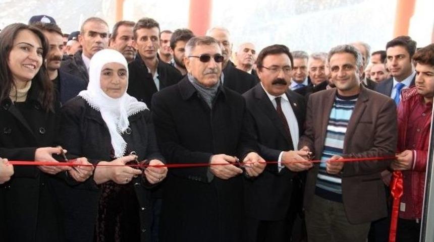 Hakkari&rsquo;nin İlk Otob&uuml;s Terminali Hizmete Girdi