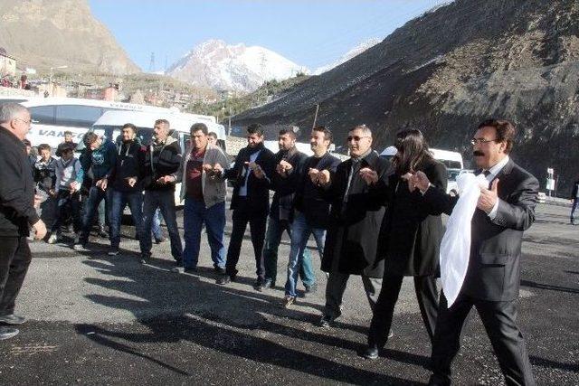 Hakkari&rsquo;nin İlk Otob&uuml;s Terminali Hizmete Girdi 3