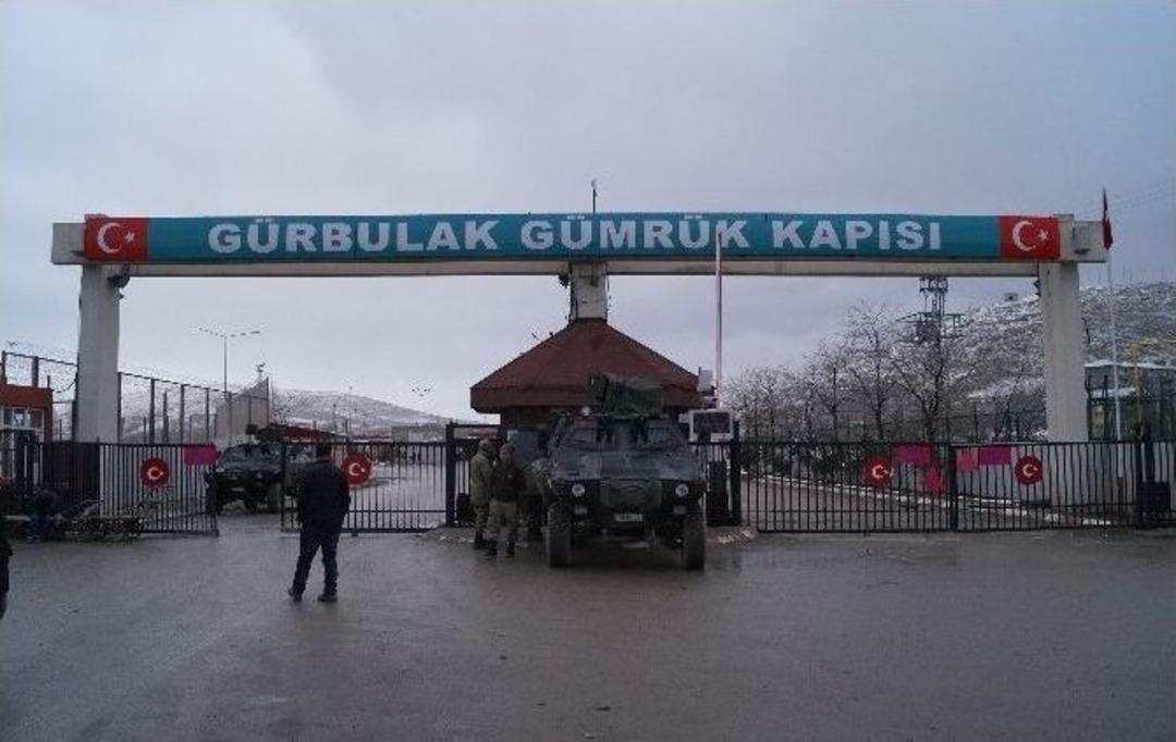 Sınır Kapısında Tır Kuyruğu 20 Kilometreyi Buldu