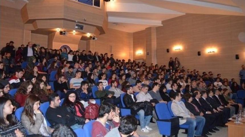 Uşak &Uuml;niversitesi Kısa Film Festivali A&ccedil;ılışı Ger&ccedil;ekleşti