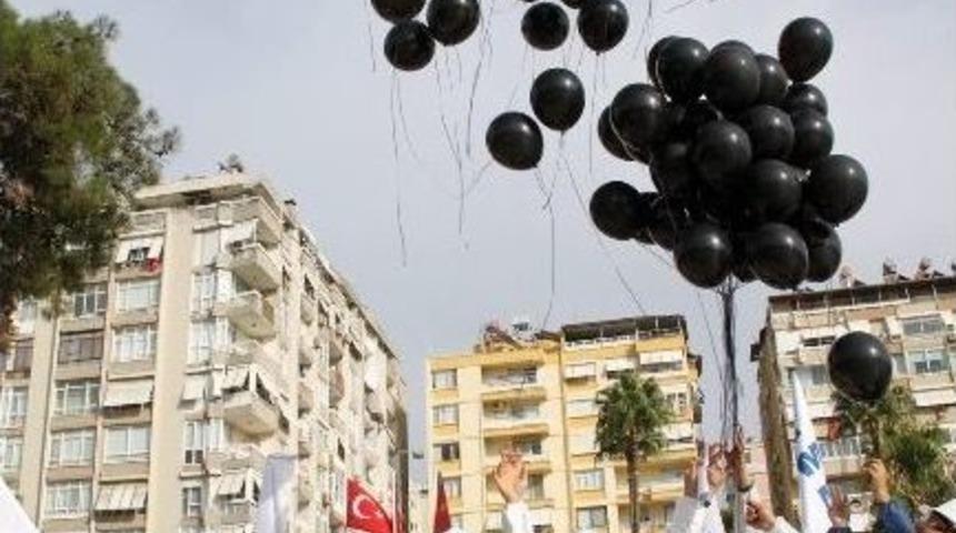 Madenlerdeki Ölümlere Siyah Balonlu Protesto