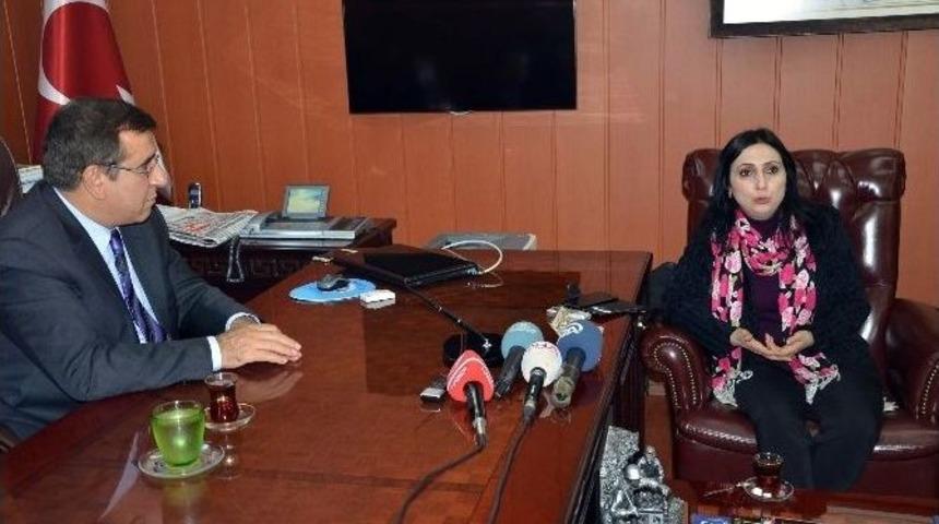 Soma Kaymakamı&rsquo;ndan Hdp Eş Başkanı Ve Heyetine Ders Gibi Cevaplar