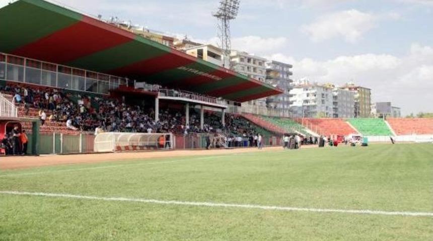 Galatasaray'ı ağırlayacak diyarbakır'da stat krizi