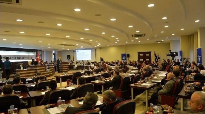 Bursa B&uuml;y&uuml;kşehir Belediyesi&rsquo;nin 2015 B&uuml;t&ccedil;esi 1.24 Milyar Tl
