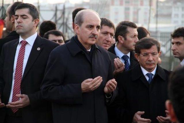 Davutoğlu, lise arkadaşının esenyurt taki cenaze t&ouml;renine katıldı 1