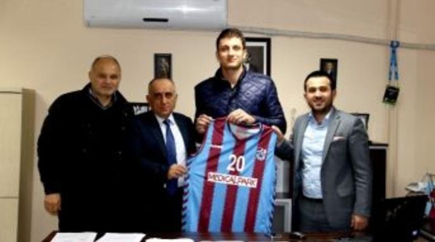 Trabzonspor Medical Park, Can Altıntığ İle S&ouml;zleşme İmzaladı