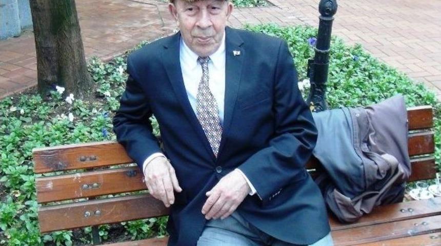 Otizmli Oğlu İ&ccedil;in Aihm &Ouml;n&uuml;nde &Ccedil;adır Kuran Sedef Erken&rsquo;e Destek