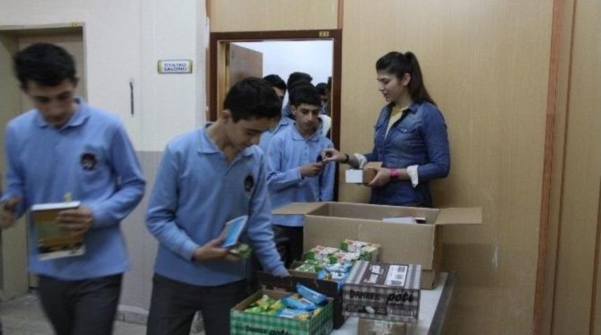 Erzincan Emniyeti Gen&ccedil;lerin Geleceğini G&uuml;vene Alıyor