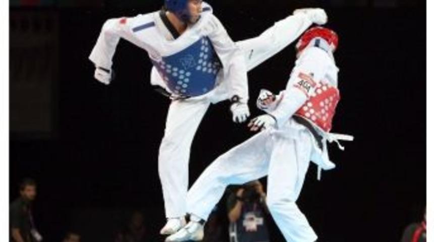 Servet Tazeg&uuml;l, Yarı Finale Y&uuml;kseldi