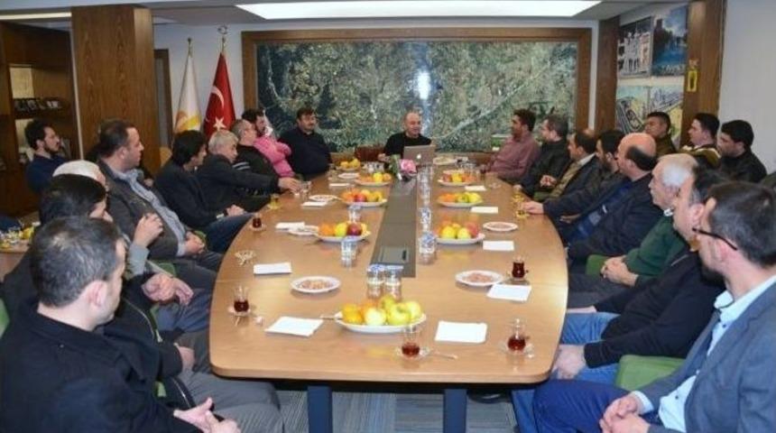 Başkan Saraoğlu, Ak Parti Yeni Y&ouml;netimi İle Tanışma Toplantısı D&uuml;zenledi