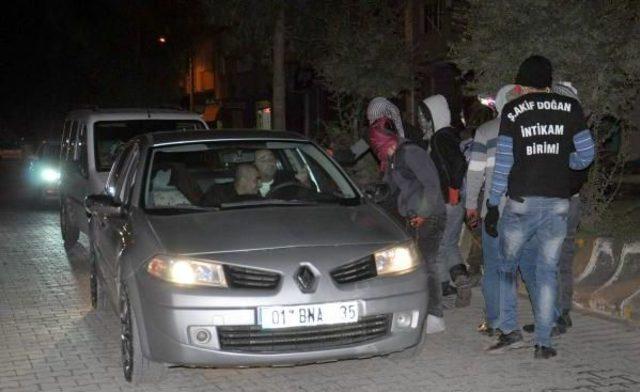 Yol kesip kimlik kontrolü yapan pkk yandaşlarına gaz bombalı müdahale