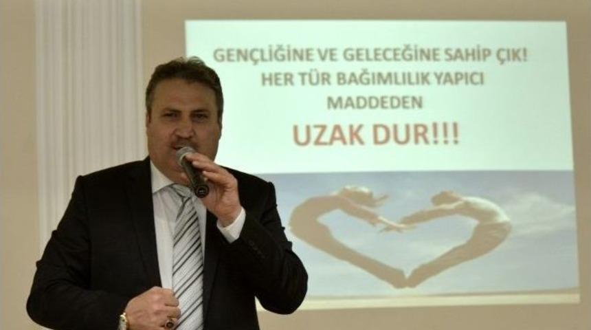 Başkan &Ccedil;er&ccedil;i&rsquo;den &Ouml;ğrencilere &ldquo;uyuşturucudan Uzak Durun&rdquo; &Ccedil;ağrısı