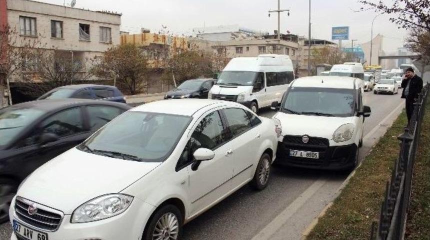 &rsquo;ipekyolu&rsquo;nda Zincirleme Kaza