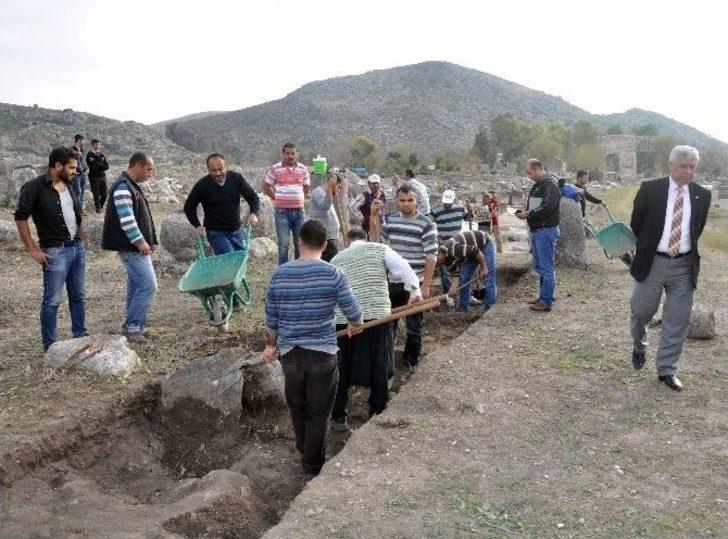 Anavarza’da Dünyanın İlk Duble Yolu Ortaya Çıkartılıyor G2